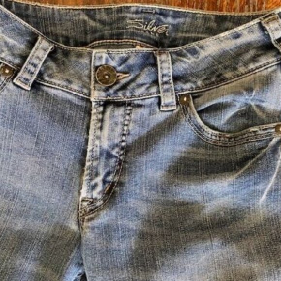 SILVER Suki DENIM Mid-rise BOOTCUT Stretch JEANS~ 27 (abt 2-4) med-wash * EUC - Picture 3 of 10